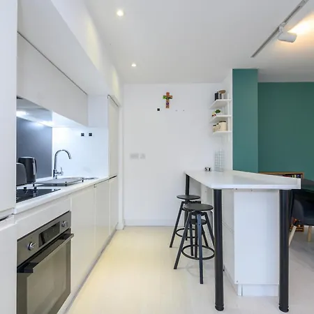 Stylish Retreat In The Heart Of - Pass The Keys Лідс