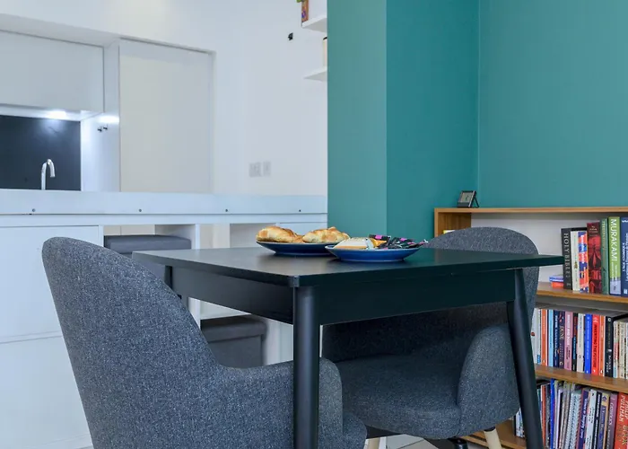 Appartement Stylish Retreat In The Heart Of - Pass The Keys *